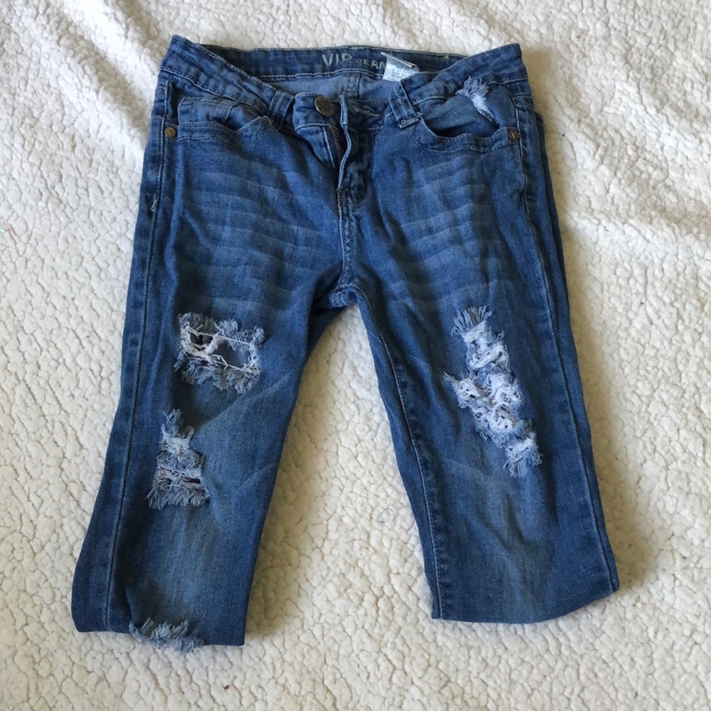 Ripped skinny jeans